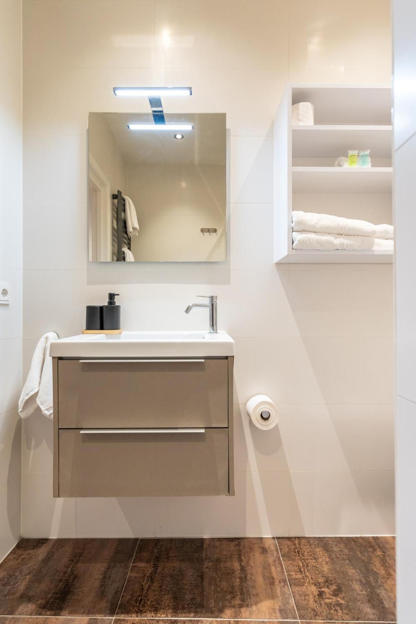 Stylish Studio In The Heart Of Breda City Center Buitenkant foto